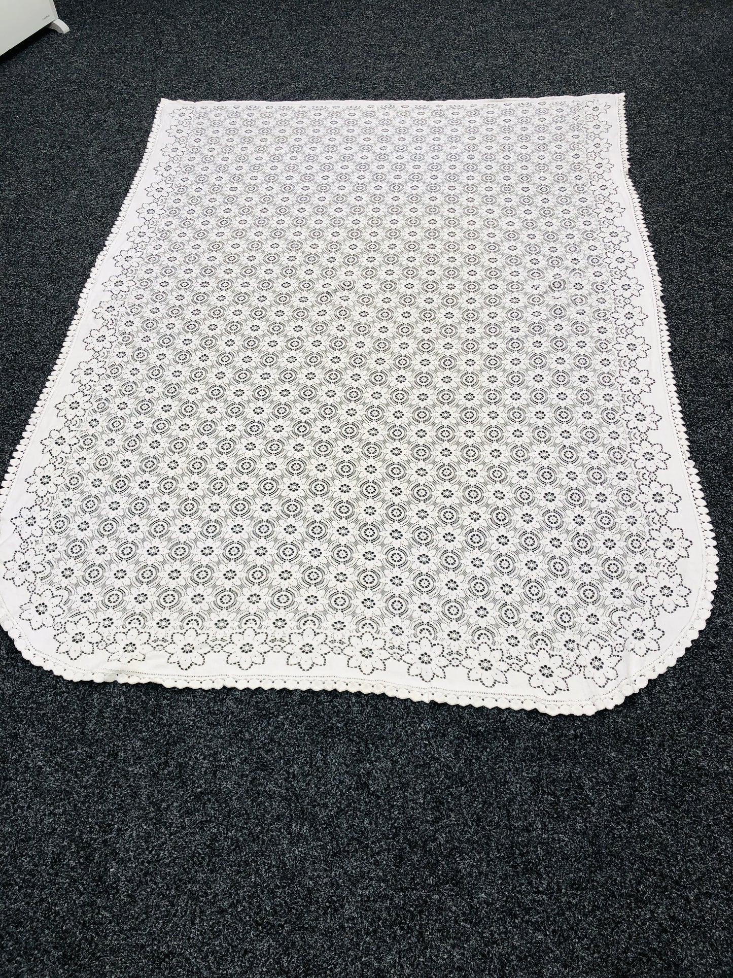 
                  
                    Lace Bed Coverlet Cover  (18200)
                  
                