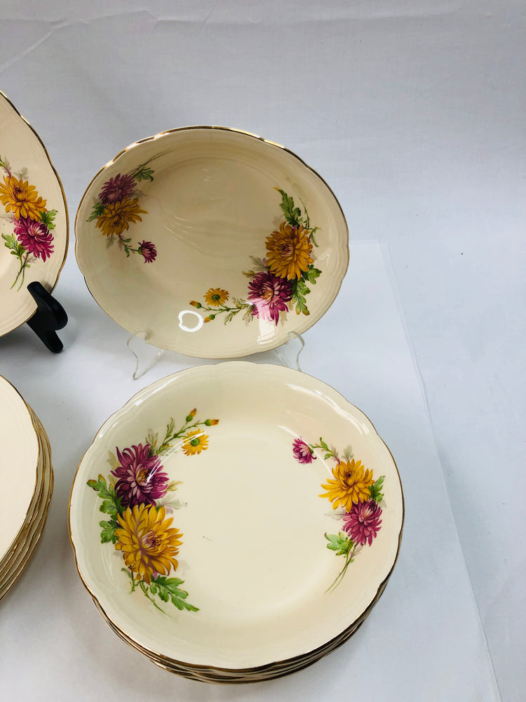 
                  
                    Alfred Meakin - Chrissie Dinner Set (16151)
                  
                