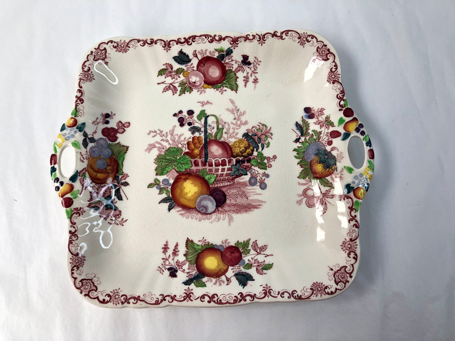 
                  
                    Mason's - Ironstone China "Fruit Basket"platter (16212)
                  
                