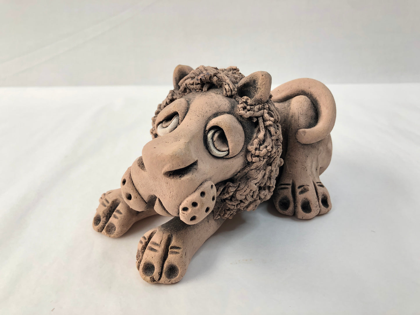 
                  
                    Pottery Lion (16229)
                  
                