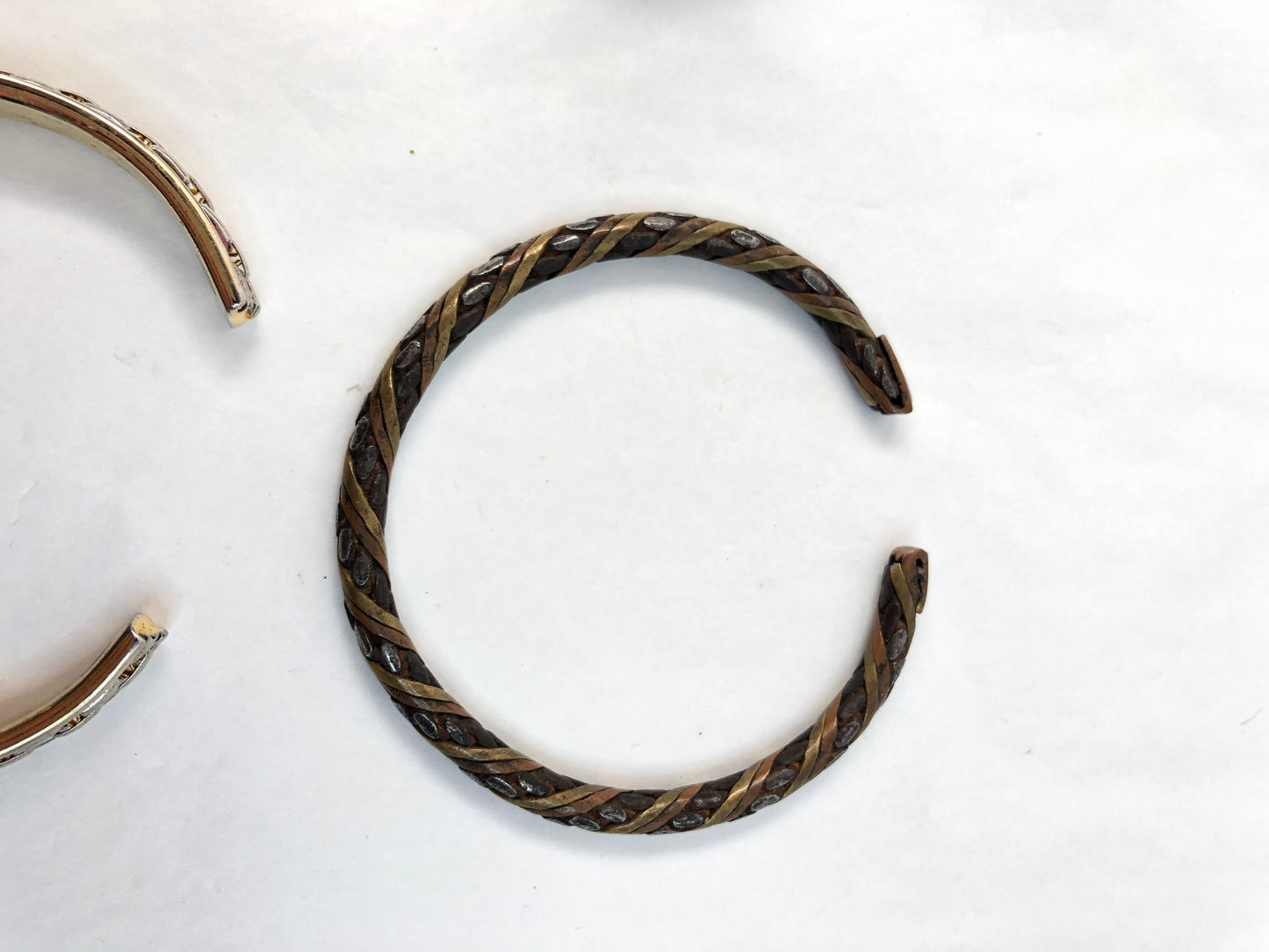 
                  
                    Copper/ Magnetic Bracelets (16238)
                  
                