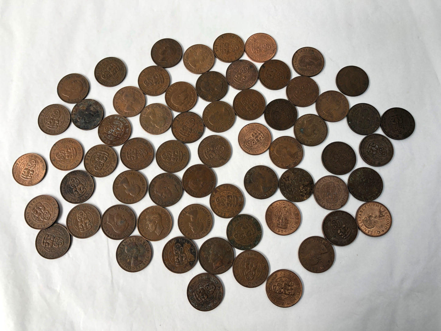 
                  
                    New Zealand Pre-decimal Coins - Half Pennie's (16246)
                  
                