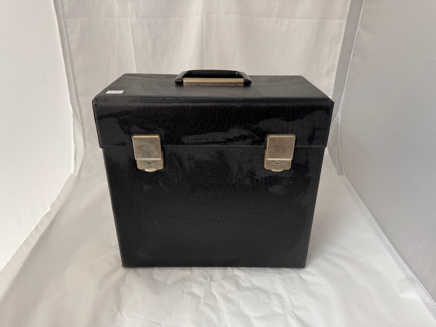 
                  
                    Vintage Vinyl LP Carry Case (21189)
                  
                