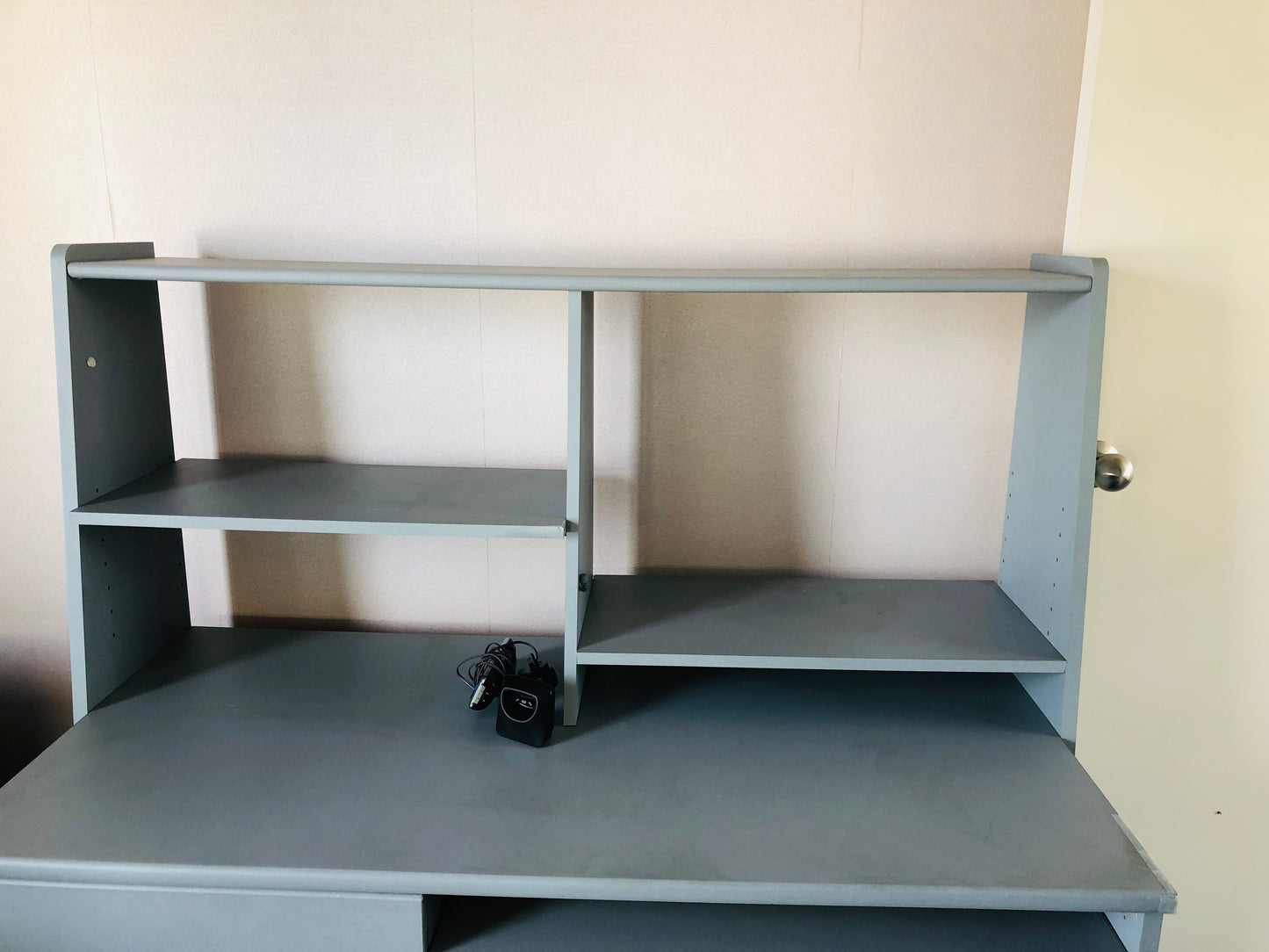 
                  
                    Grey Office Desk 1200 x 600 with Upstand (16524)
                  
                