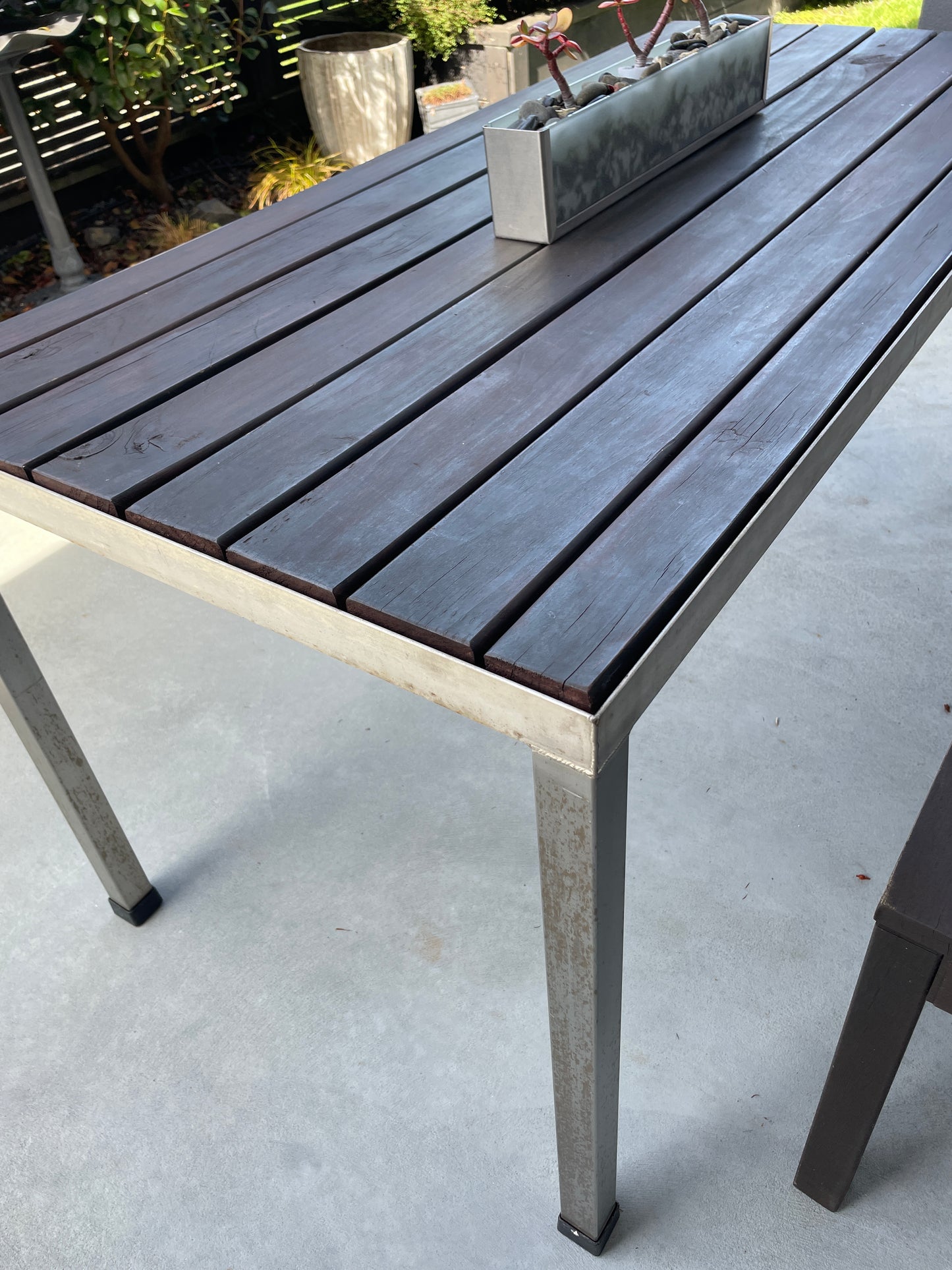 
                  
                    Outdoor Table and Bench Seat (17015)
                  
                