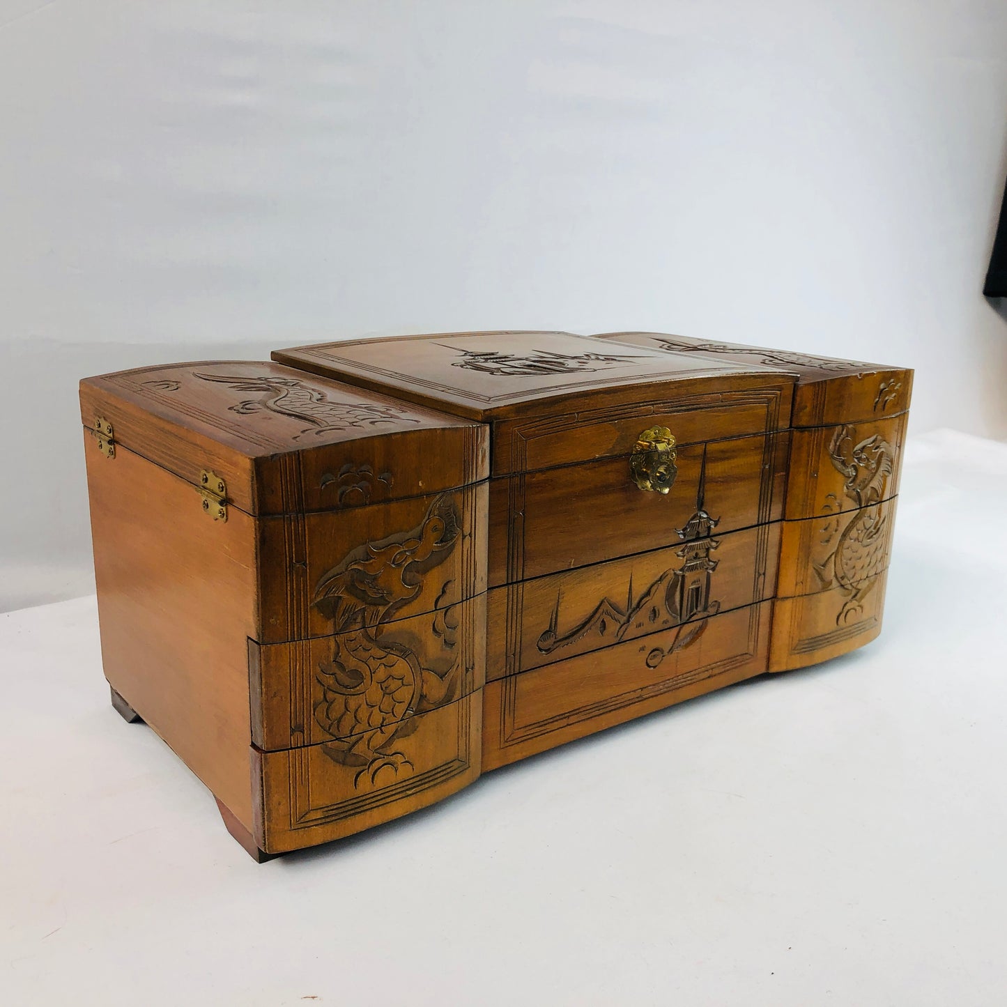
                  
                    Large Wooden Jewellery Music Box (16708)
                  
                