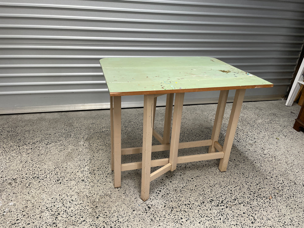 
                  
                    Dropdown Work Bench Solid Wood (17186)
                  
                