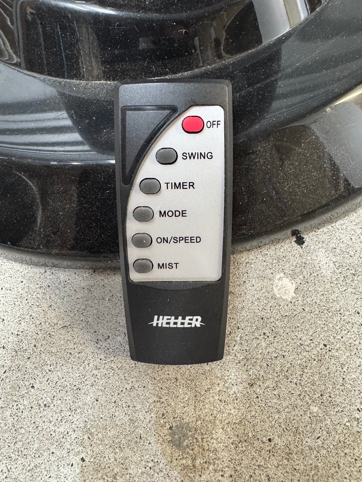 
                  
                    Heller 40cm Misting Pedestal Fan with Remote (21974)
                  
                