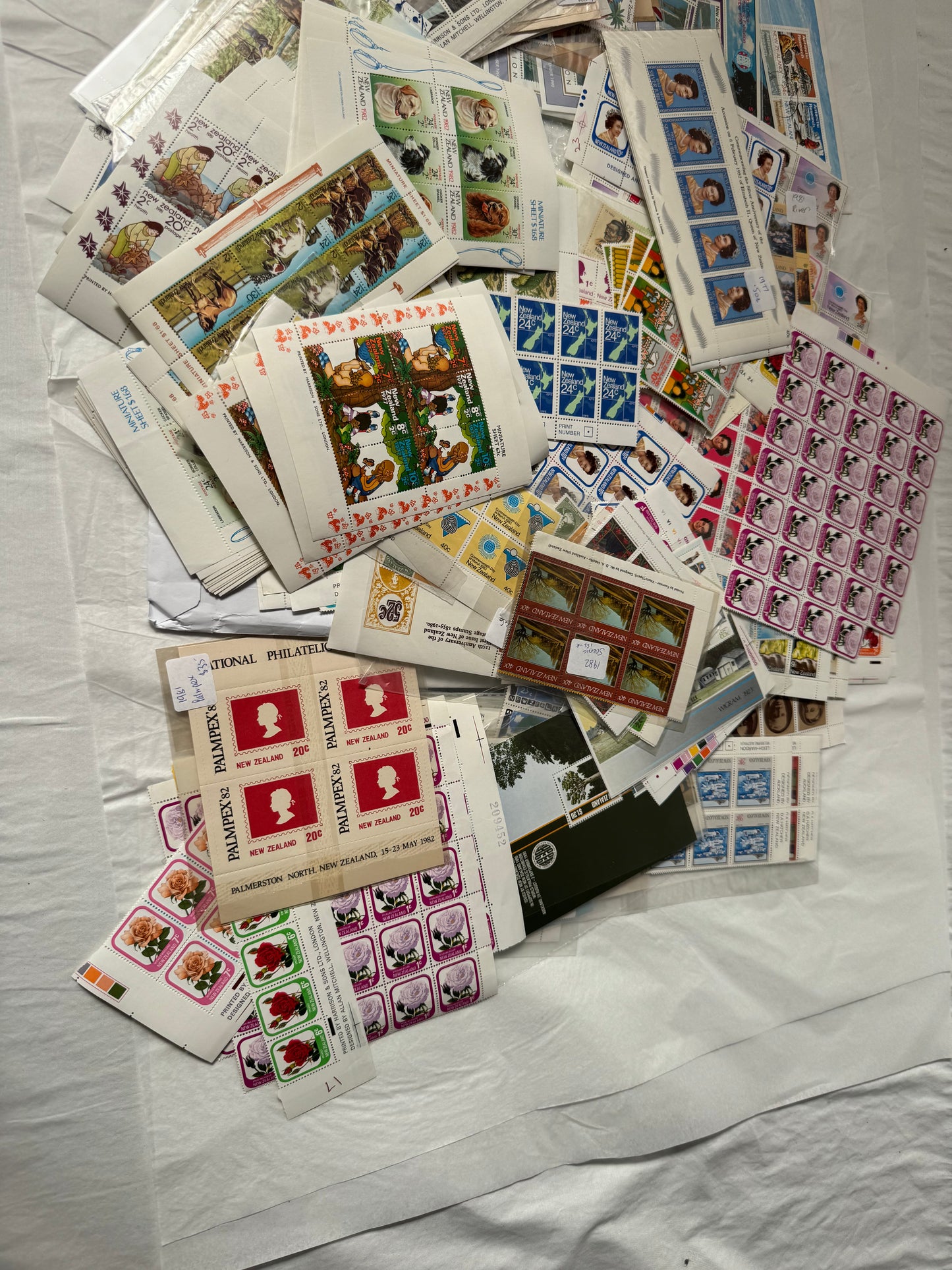 
                  
                    NZ Decimal – Commemorative Stamps and Sheets (21987)
                  
                