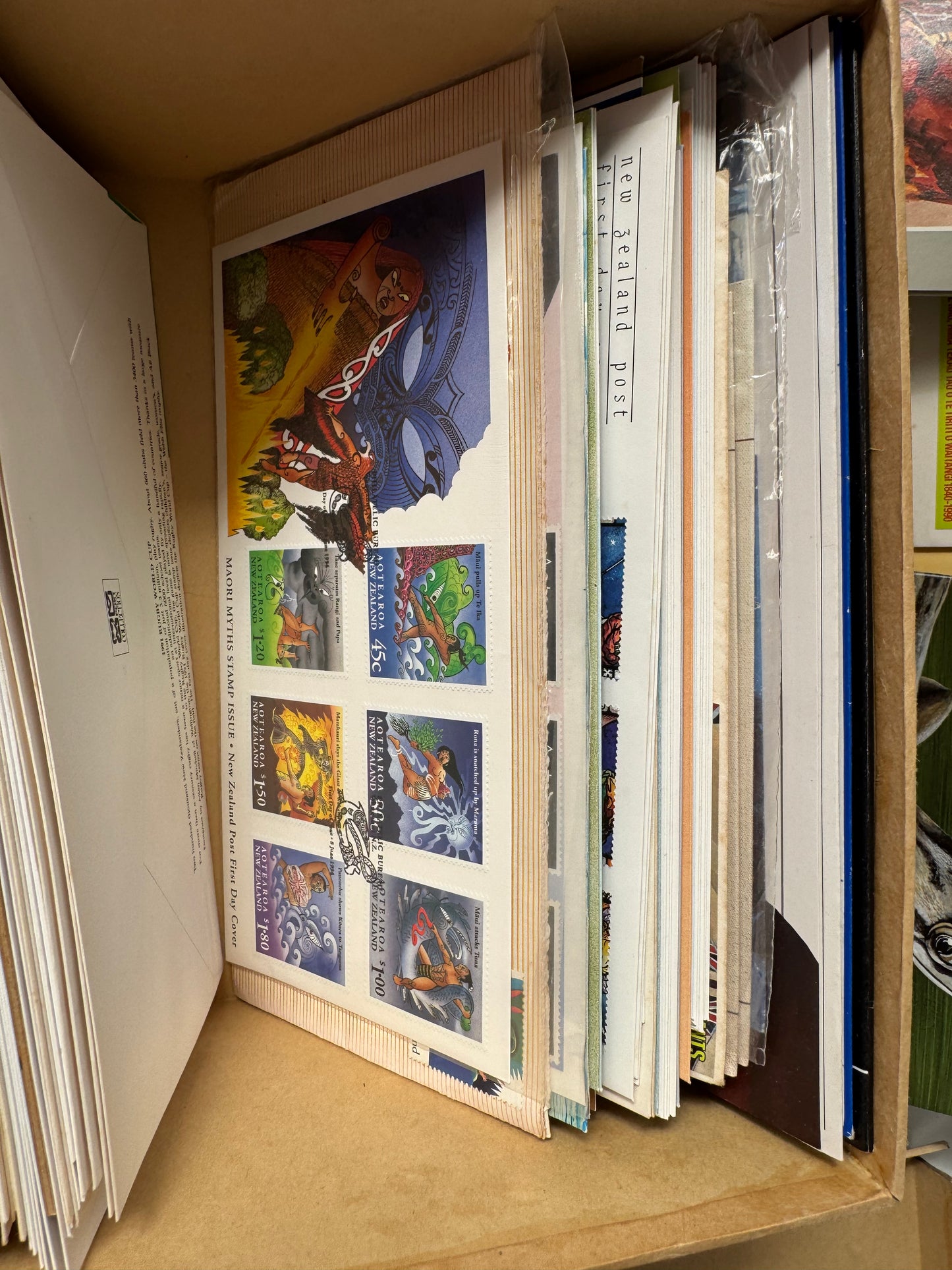 
                  
                    BULK LOT NZ Decimal First Day Covers  - Over 200 (21989)
                  
                