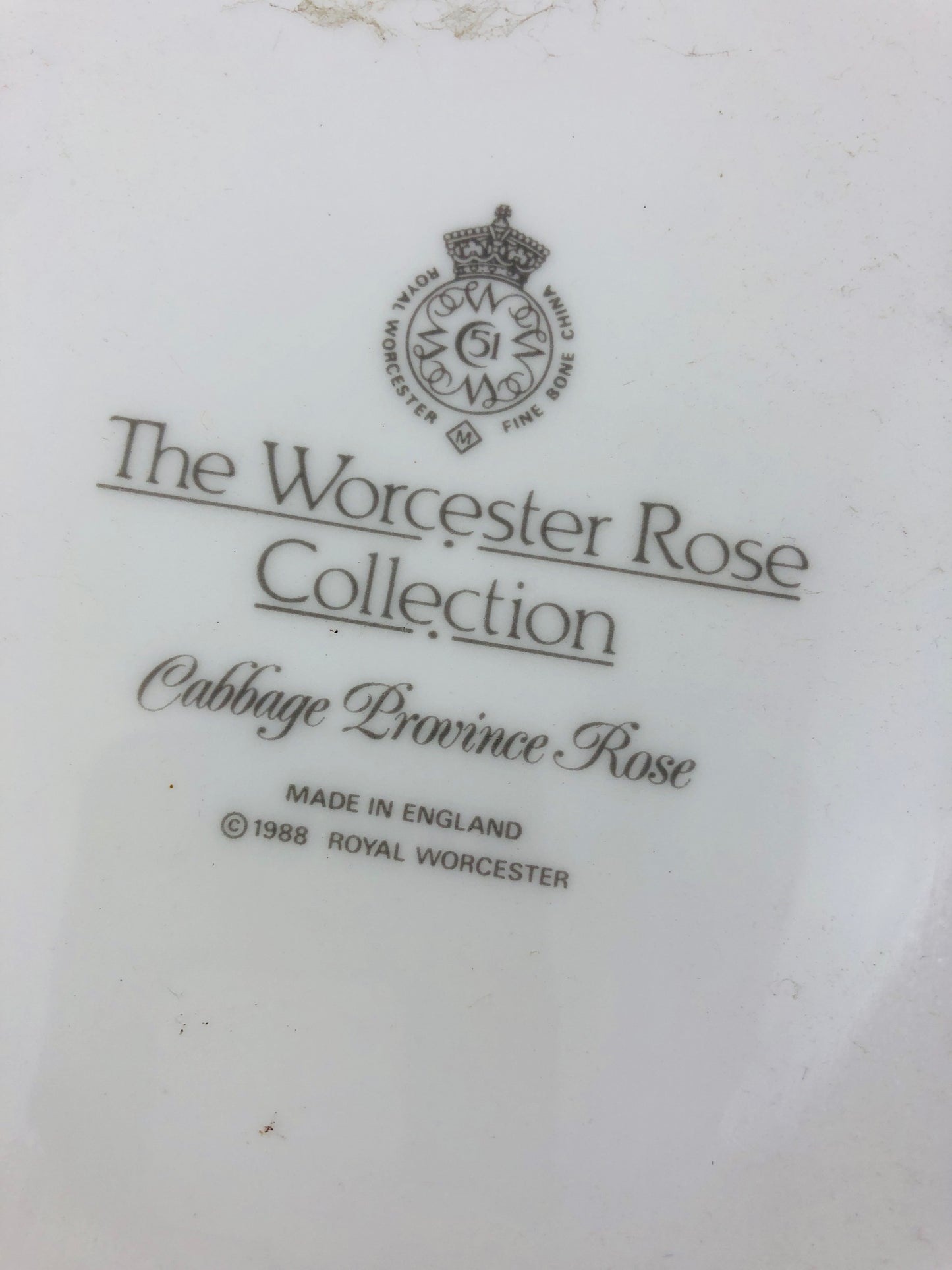 
                  
                    Royal Worcester - Roses Collection -  Hanging Wall Tiles (21879)
                  
                