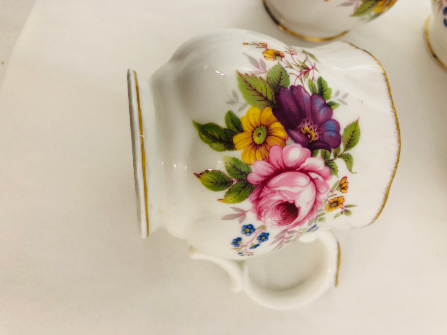 
                  
                    Queens Fine Bone Chins -Staffordshire Mugs (21877)
                  
                