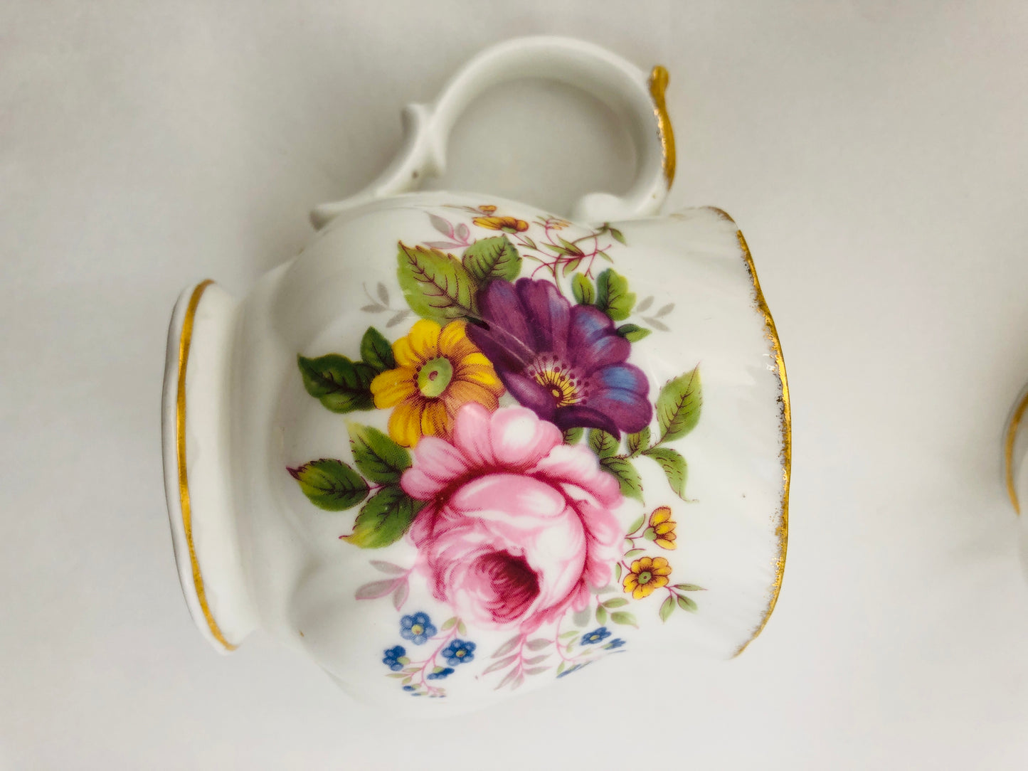 
                  
                    Queens Fine Bone Chins -Staffordshire Mugs (21877)
                  
                