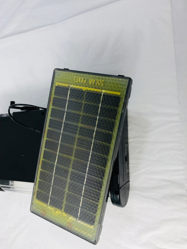 
                  
                    Solar Dynamo Rechargeable Lantern/Radio (21918)
                  
                