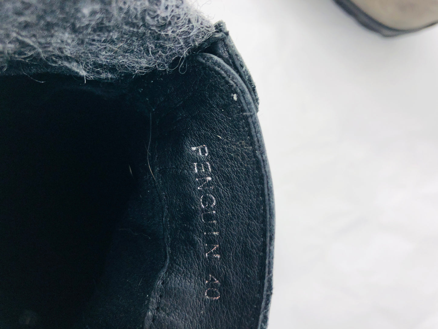 
                  
                    Utopia -  Pinguin Shoes - Size 40 (21937)
                  
                