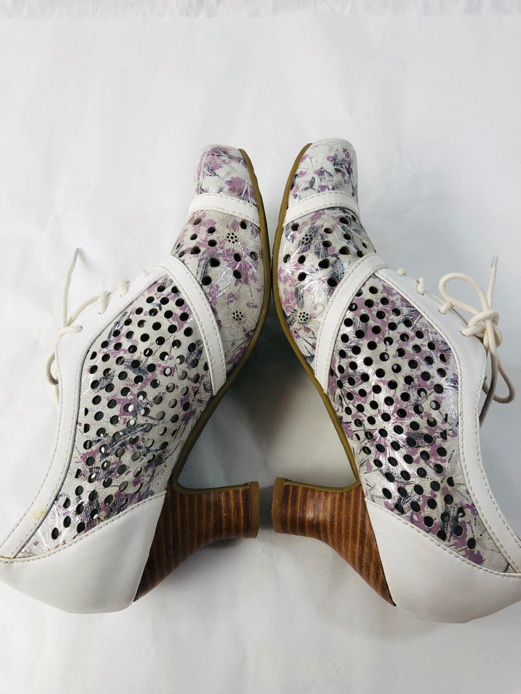 
                  
                    Maher  - Ladies Shoes  - Size 40 (21936)
                  
                