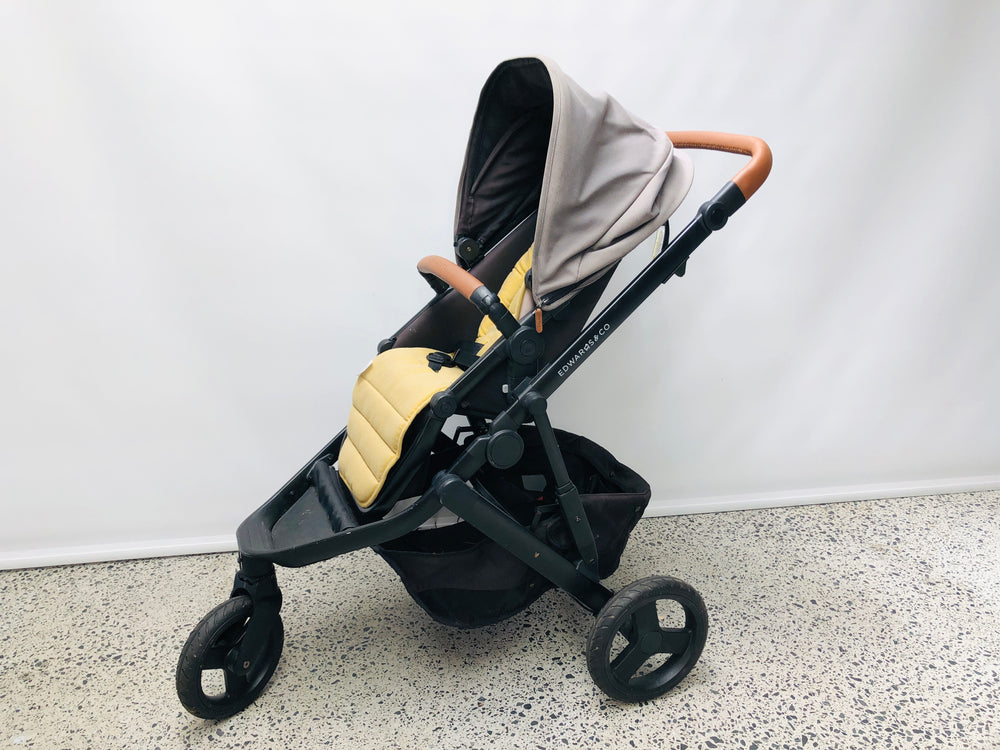 Edwards & Co Pram 3 Wheel (21966)