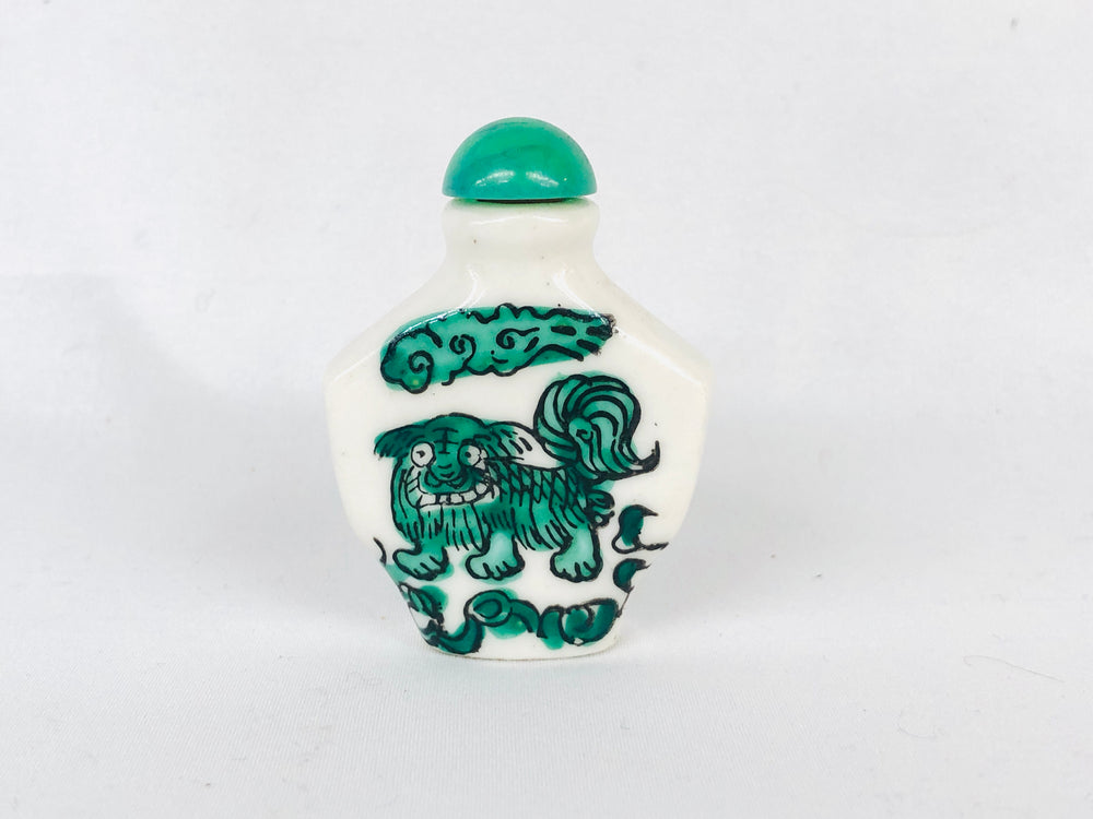 Vintage Chinese Fu Shi Snuff Bottle (14130)
