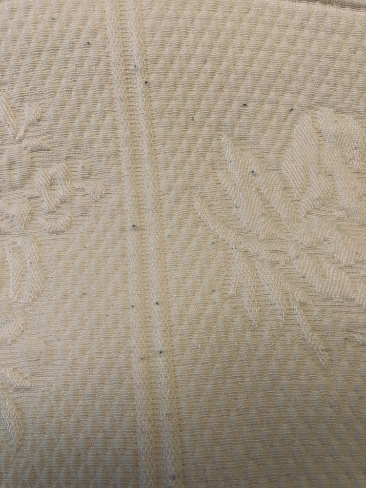 
                  
                    2 x Single Matalassé Ivory Bedspreads (14338)
                  
                